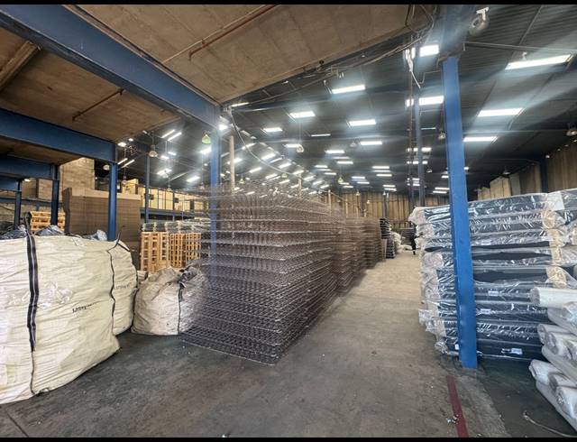 2,900M² WAREHOUSE TO LET IN KEW INDUSTRIAL